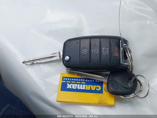 KIA FORTE LX 2016 KNAFX4A68G5469055 Image 11
