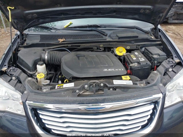 2C4RC1BG1ER124774 Chrysler Town & Country Touring