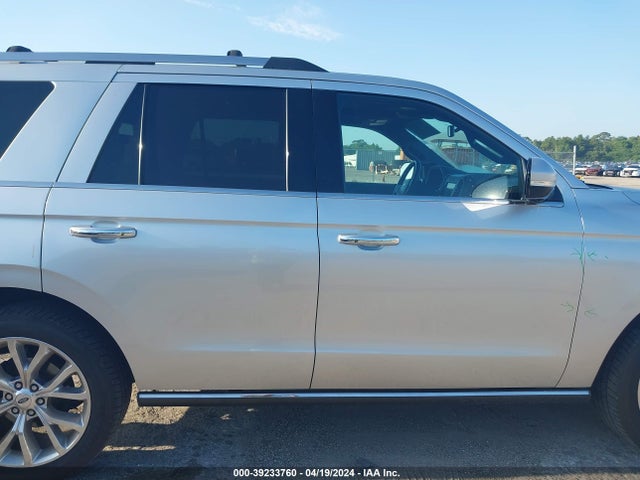 Ford Expedition Limited 2018 1FMJU1KT2JEA16934 Image 14