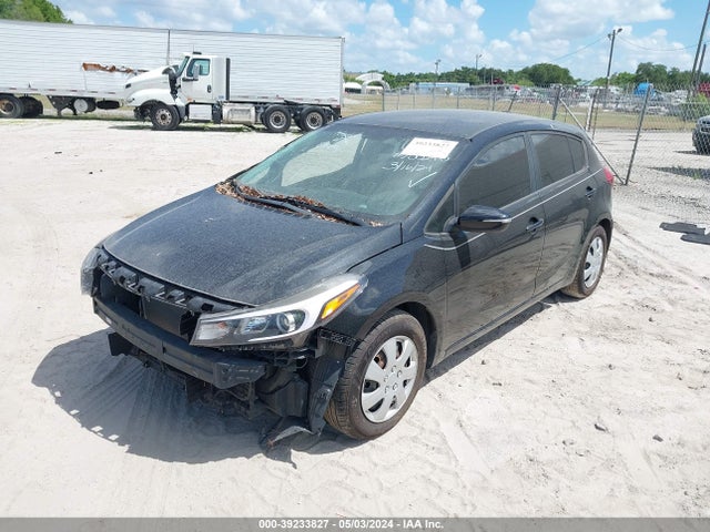 KIA FORTE LX 2017 KNAFK5A8XH5700240 Image 2
