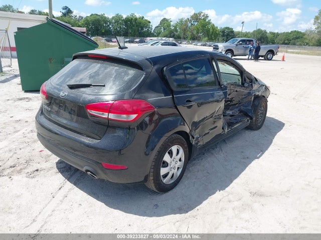 KIA FORTE LX 2017 KNAFK5A8XH5700240 Image 4