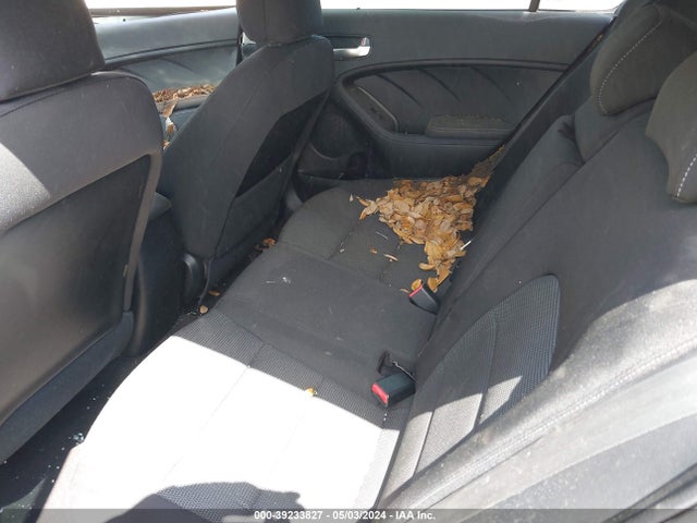 KIA FORTE LX 2017 KNAFK5A8XH5700240 Image 8
