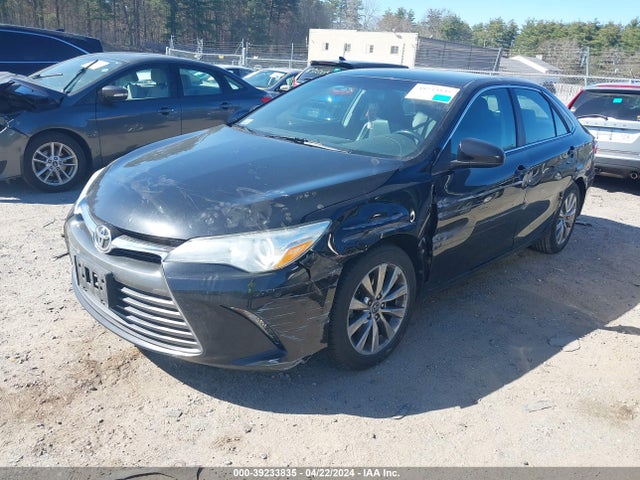 Toyota CAMRY XLE 2016 4T4BF1FK3GR581228 Image 2