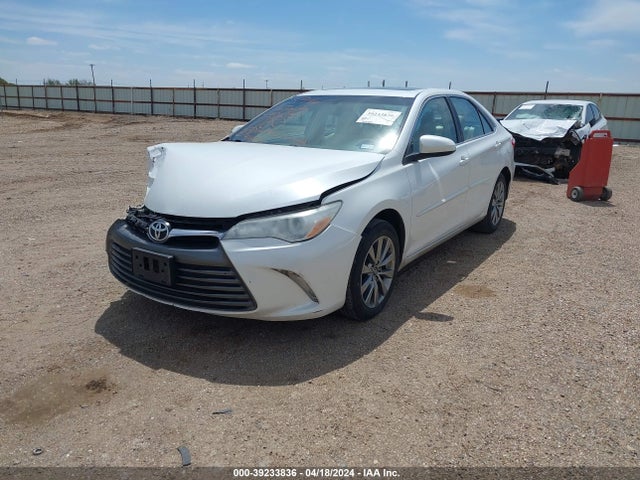 Toyota CAMRY XLE 2016 4T1BF1FK0GU587188 Image 2