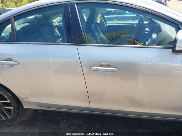 YV140MTL4H2437380 Volvo S60 T5 Dynamic