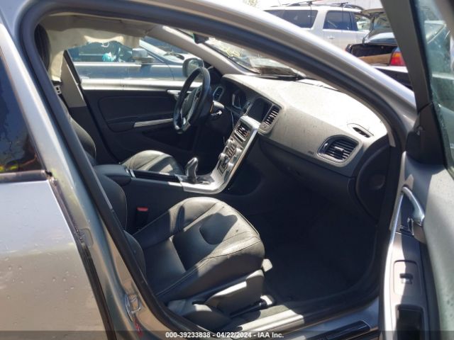 YV140MTL4H2437380 Volvo S60 T5 Dynamic