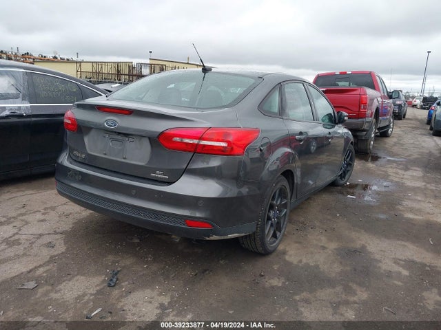 Ford FOCUS SE 2016 1FADP3F24GL407308 Image 4