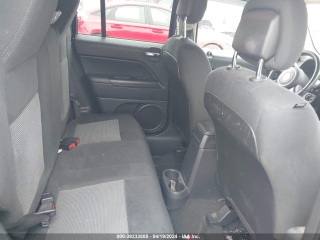 Jeep Patriot Latitude 2016 1C4NJRFB2GD501071 Image 8