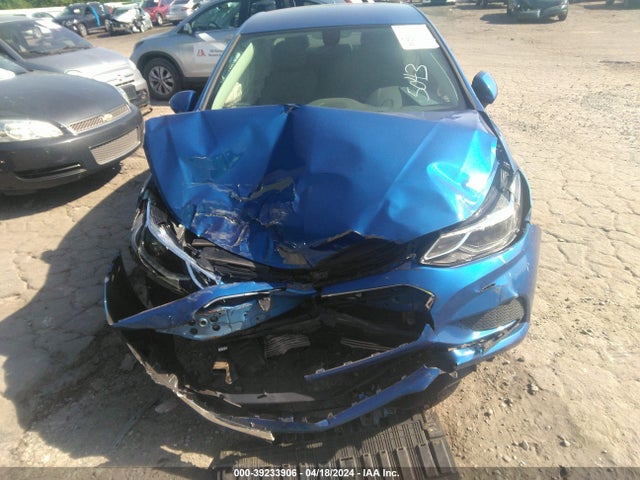 Chevrolet Cruze Lt Auto 2018 1G1BE5SM0J7225043 Image 11