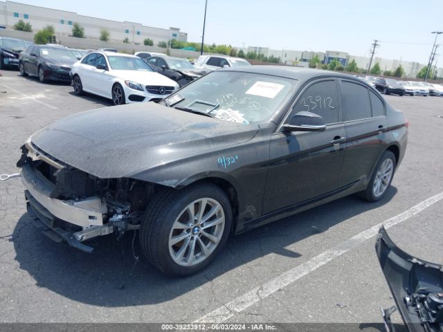 WBA8E1G3XHNU16515 BMW 320i