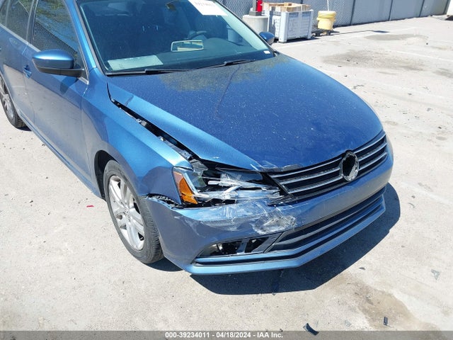 3VW2B7AJ8HM227428 Volkswagen Jetta 1.4t S