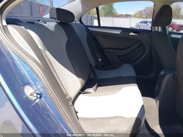 3VW2B7AJ8HM227428 Volkswagen Jetta 1.4t S