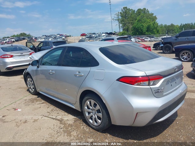 Toyota COROLLA LE 2022 JTDEPMAE3N3022986 Image 3