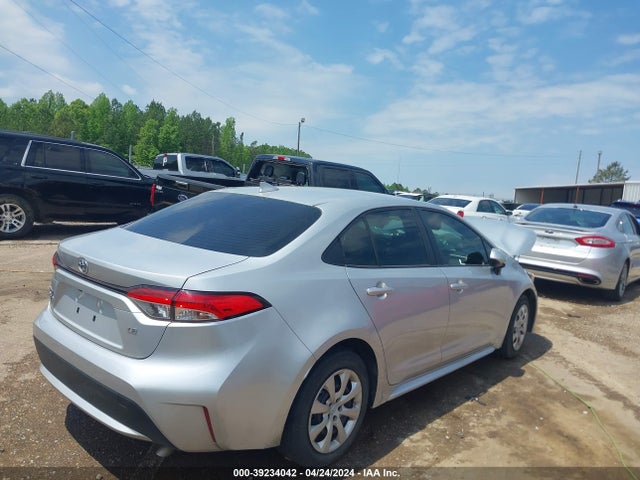 Toyota COROLLA LE 2022 JTDEPMAE3N3022986 Image 4
