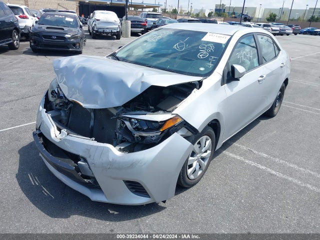 Toyota COROLLA LE 2015 5YFBURHE9FP340716 Image 2