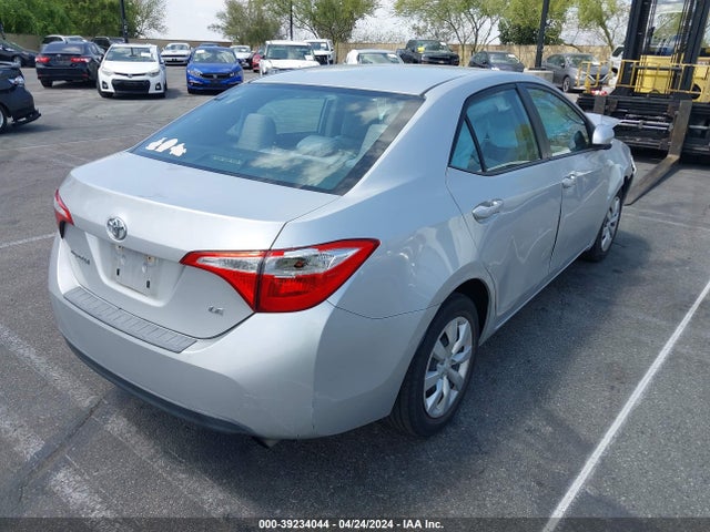 Toyota COROLLA LE 2015 5YFBURHE9FP340716 Image 4