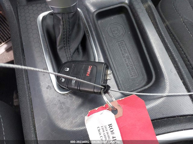 2C3CDXHG7JH143766 Dodge Charger Sxt Plus Rwd