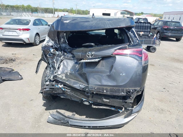 Toyota RAV4 LE 2018 JTMZFREV3JJ722489 Image 16