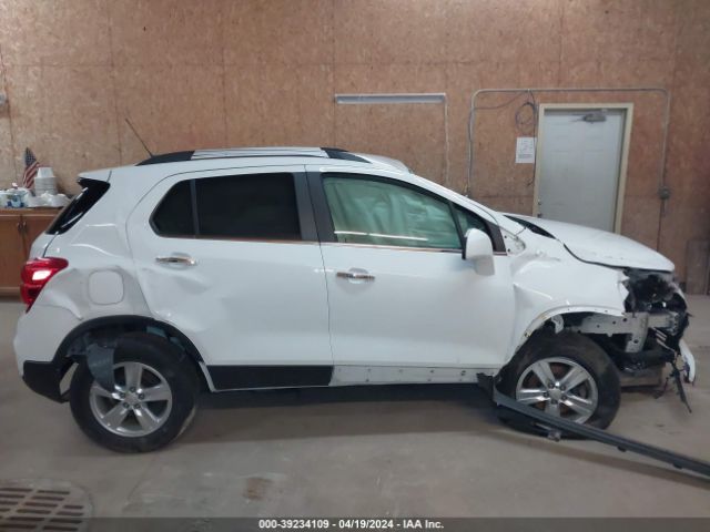 KL7CJLSB1JB635757 Chevrolet Trax Lt