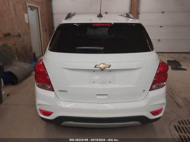 KL7CJLSB1JB635757 Chevrolet Trax Lt