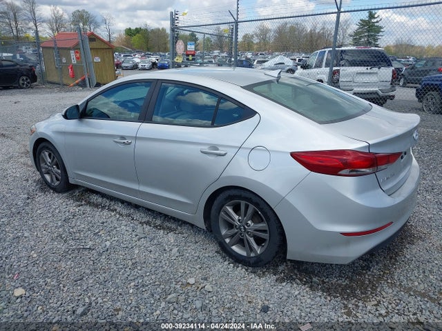 Hyundai ELANTRA SE 2017 5NPD84LF4HH014046 Image 3
