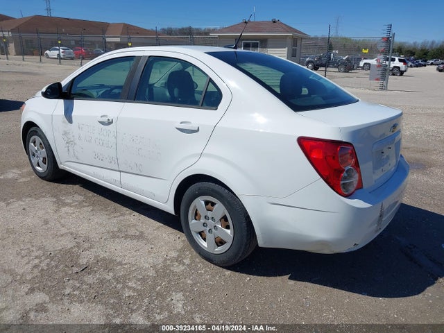 Chevrolet Sonic Ls Auto 2014 1G1JA5SH2E4209525 Image 3