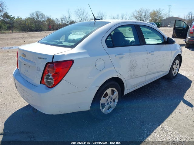 Chevrolet Sonic Ls Auto 2014 1G1JA5SH2E4209525 Image 4