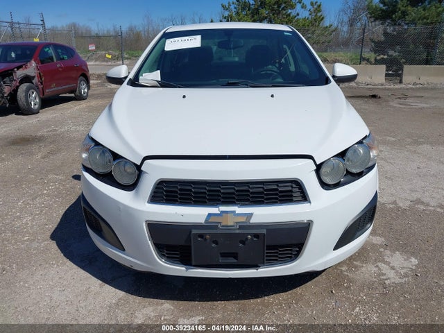 Chevrolet Sonic Ls Auto 2014 1G1JA5SH2E4209525 Image 6