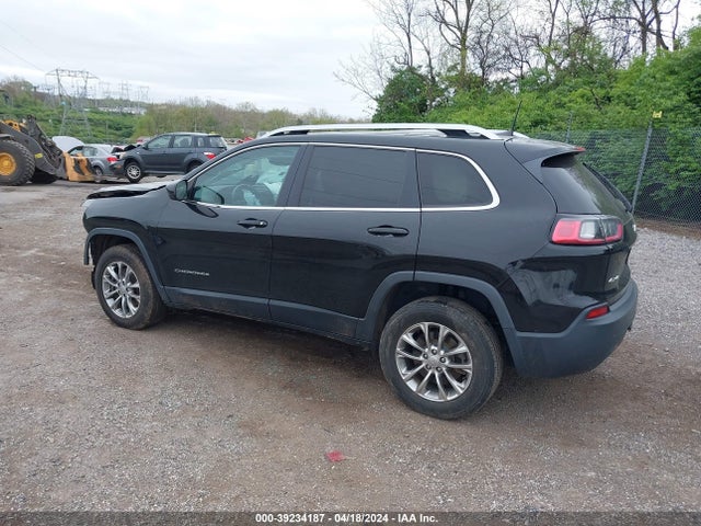 1C4PJMLXXKD136661 Jeep Cherokee Latitude Plus 4x4