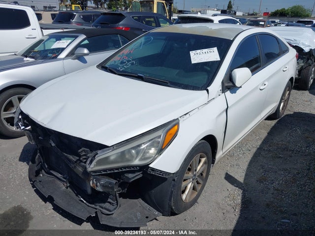 Hyundai SONATA SE 2017 5NPE24AF3HH529094 Image 2
