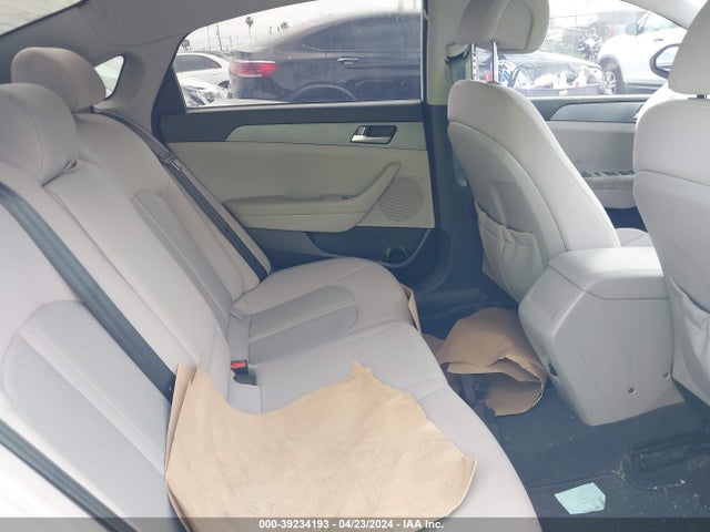 Hyundai SONATA SE 2017 5NPE24AF3HH529094 Image 8
