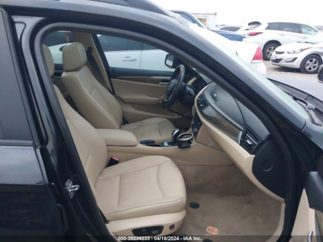 WBAVM1C58FVZ94459 BMW X1 Sdrive28i