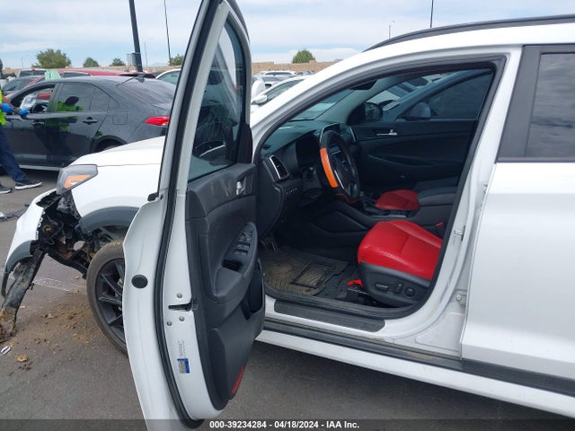 Hyundai Tucson Night 2019 KM8J33AL2KU954682 Image 5