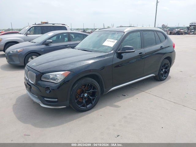 BMW X1 Xdrive28i 2015 WBAVL1C50FVY30772 Image 2