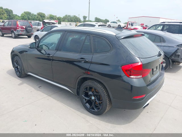 BMW X1 Xdrive28i 2015 WBAVL1C50FVY30772 Image 3