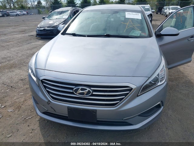 Hyundai SONATA SE 2016 5NPE24AF4GH289617 Image 6