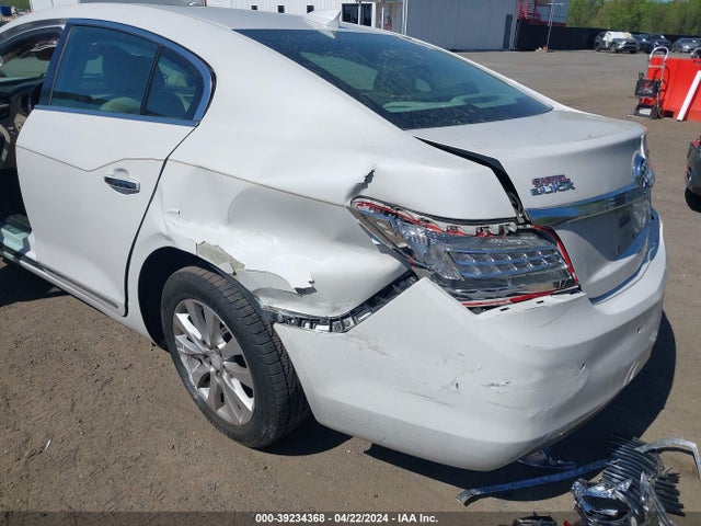 Buick Lacrosse Leather 2015 1G4GB5GR7FF245163 Image 13