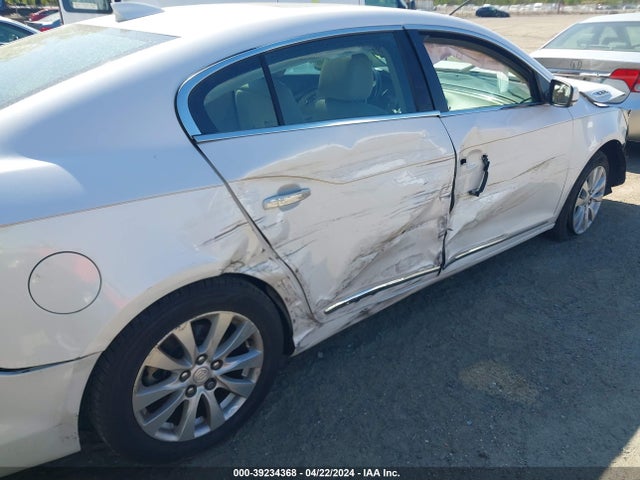 Buick Lacrosse Leather 2015 1G4GB5GR7FF245163 Image 6