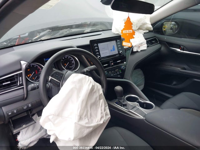 Toyota CAMRY LE 2024 4T1C11AK5RU881621 Image 5