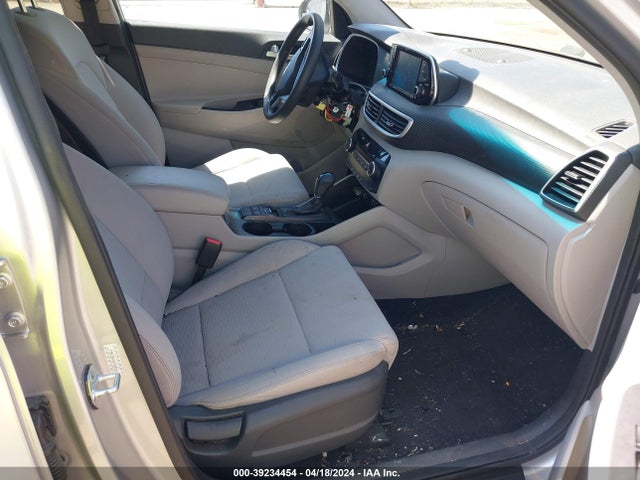 Hyundai TUCSON SE 2019 KM8J23A43KU949244 Image 5