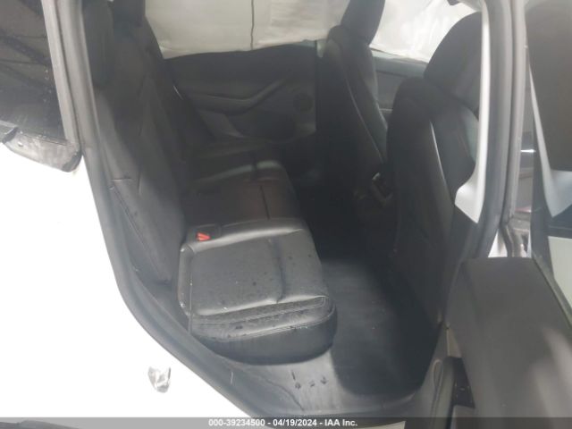 2020 TESLA MODEL Y 5YJYGDEE5LF015397 Photo 7