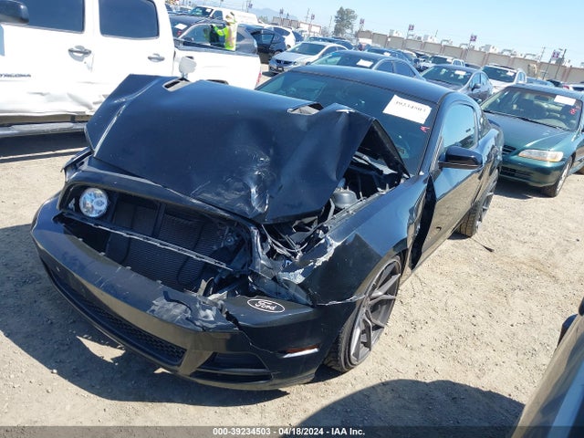 Ford MUSTANG GT 2014 1ZVBP8CF0E5321627 Image 2