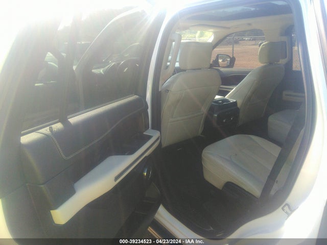 Ford Expedition Platinum 2019 1FMJU1LT7KEA18310 Image 8