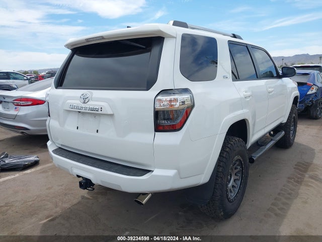 Toyota 4runner Sr5 Premium 2020 JTEBU5JR7L5826497 Image 4