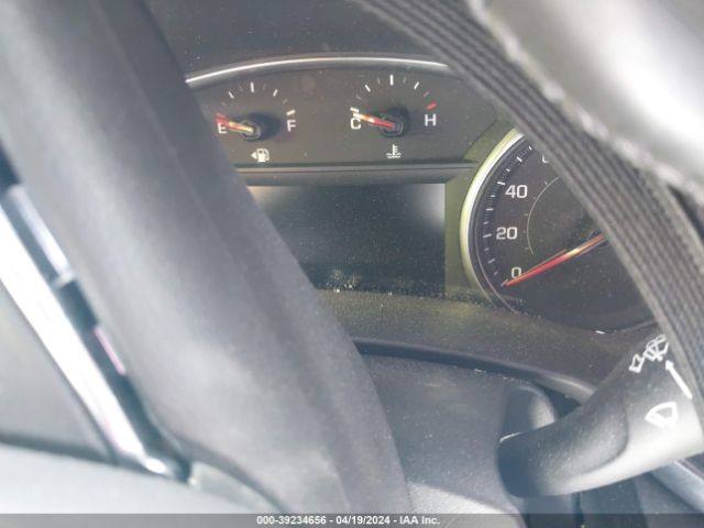 3GNAXUEV5NL172764 Chevrolet Equinox Awd Lt