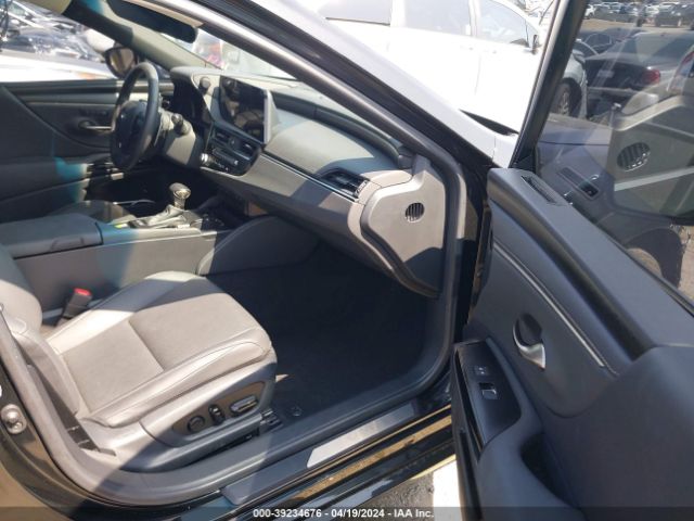 58ADA1C19PU029853 Lexus ES 300H