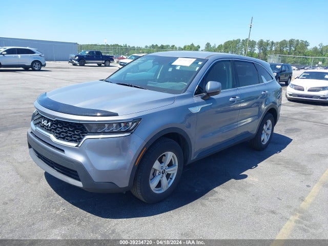 KIA SORENTO LX 2022 5XYRG4LC5NG143009 Image 2
