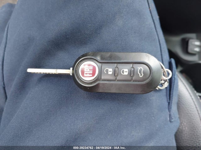 2015 FIAT 500 3C3CFFHH6FT690037 Photo 10