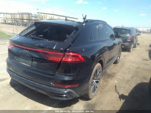 WA1FVAF10KD044958 Audi Q8 55 Premium