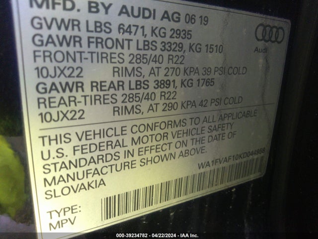 WA1FVAF10KD044958 Audi Q8 55 Premium